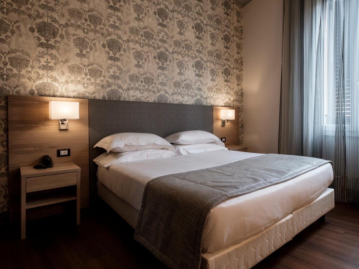 בולוניה Hotel Accademia מראה חיצוני תמונה